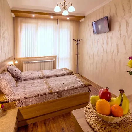 Trite Bora Pensjonat Narechenski Bani