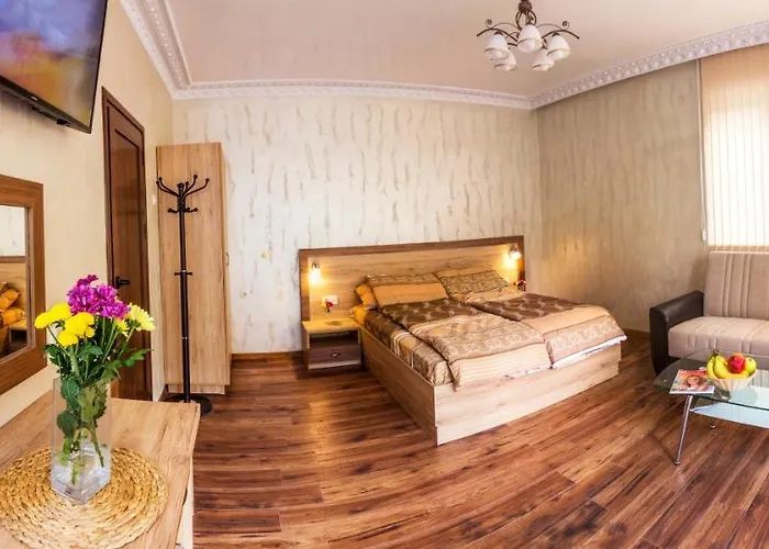 Trite Bora 3* Narechenski Bani