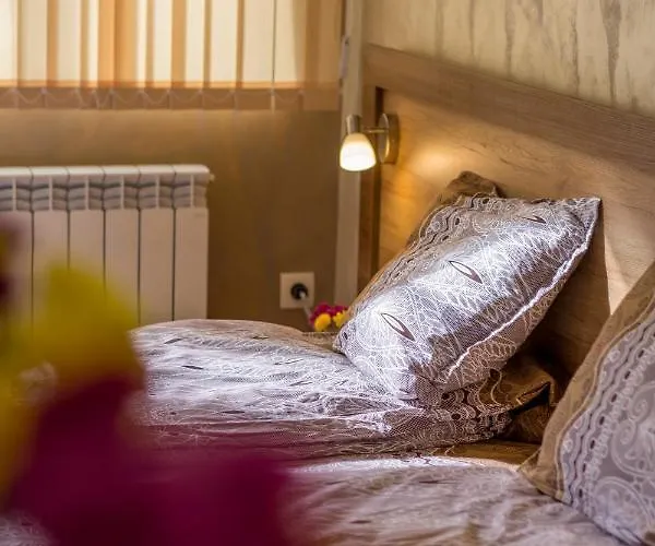 Konukevi Trite Bora 3*